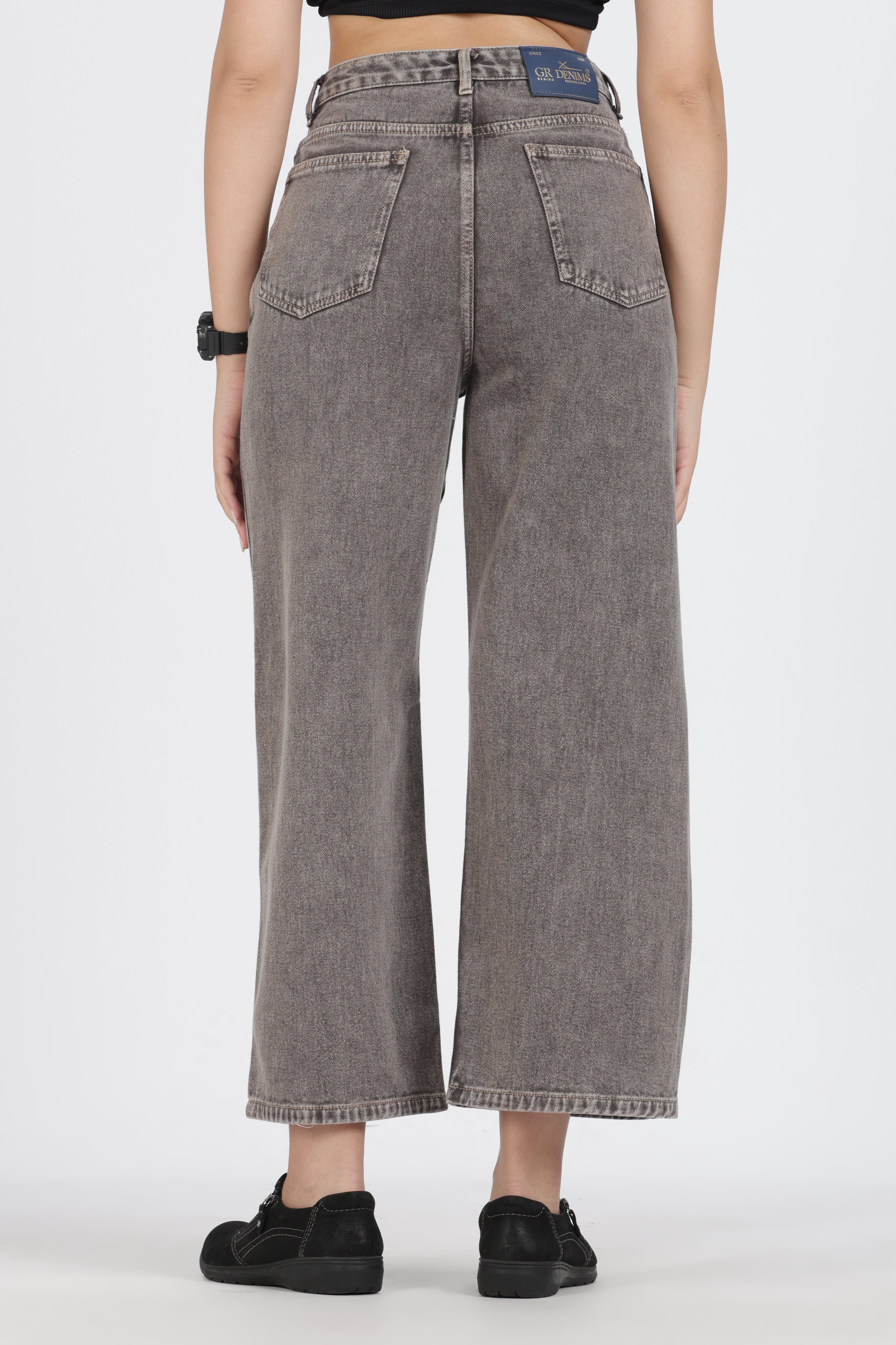 Womens Loose Fit Brown Denim jeans